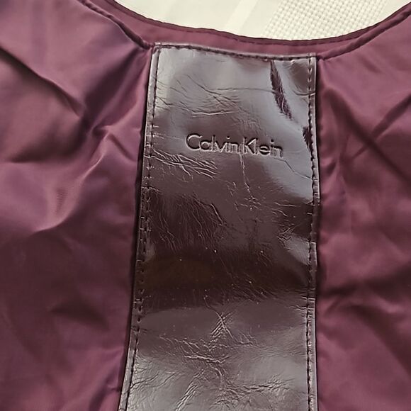 Calvin Klein Shoulder Bag Purple 12"×18" - Picture 11 of 16